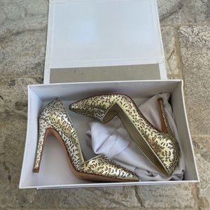 Alice + Olivia by Stacey Bendet Nude/Gold Dina Pumps Size 37.5